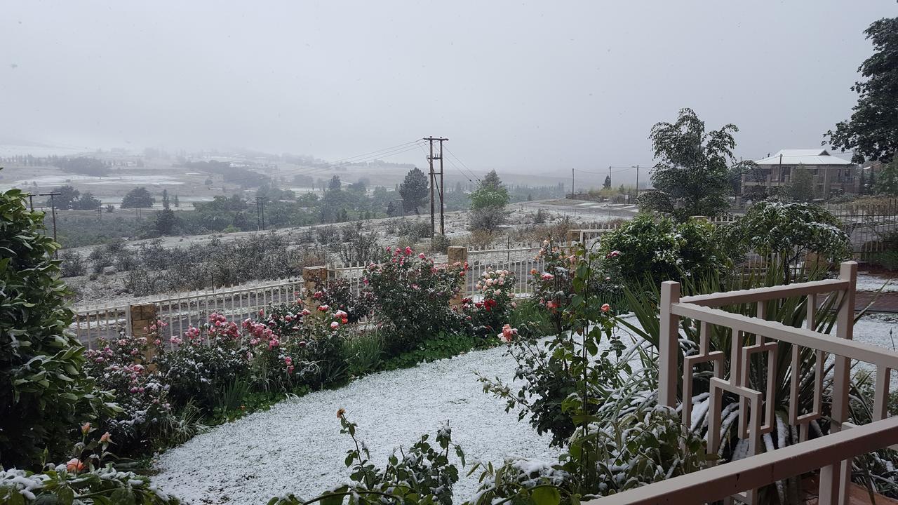 Clarens Cottages Екстериор снимка