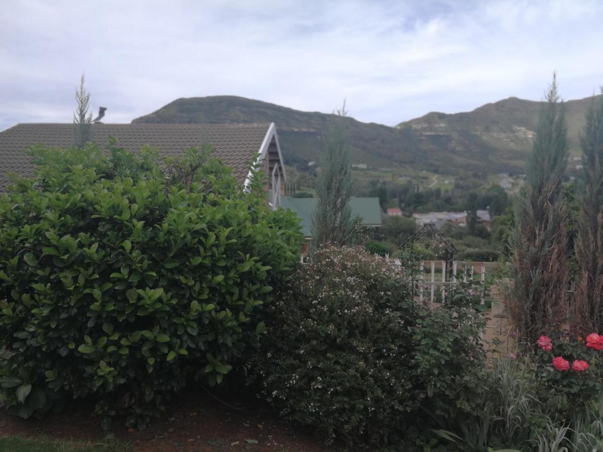 Clarens Cottages Екстериор снимка