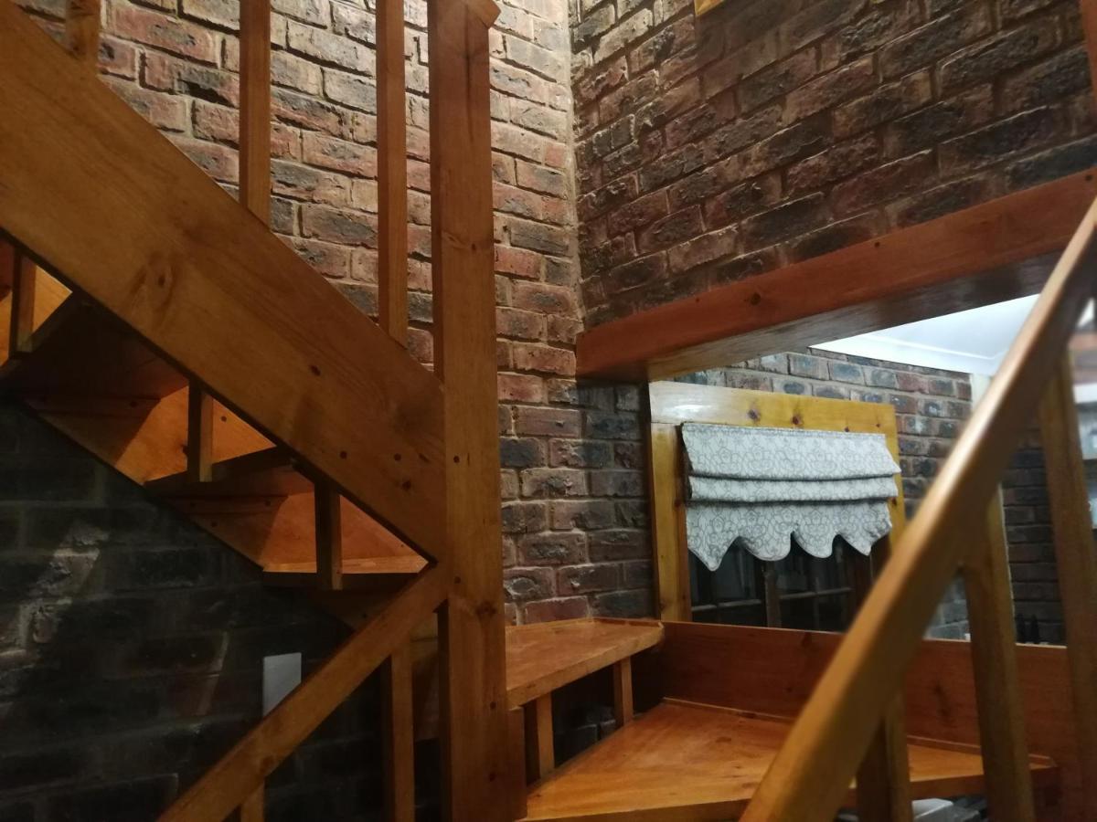 Clarens Cottages Екстериор снимка